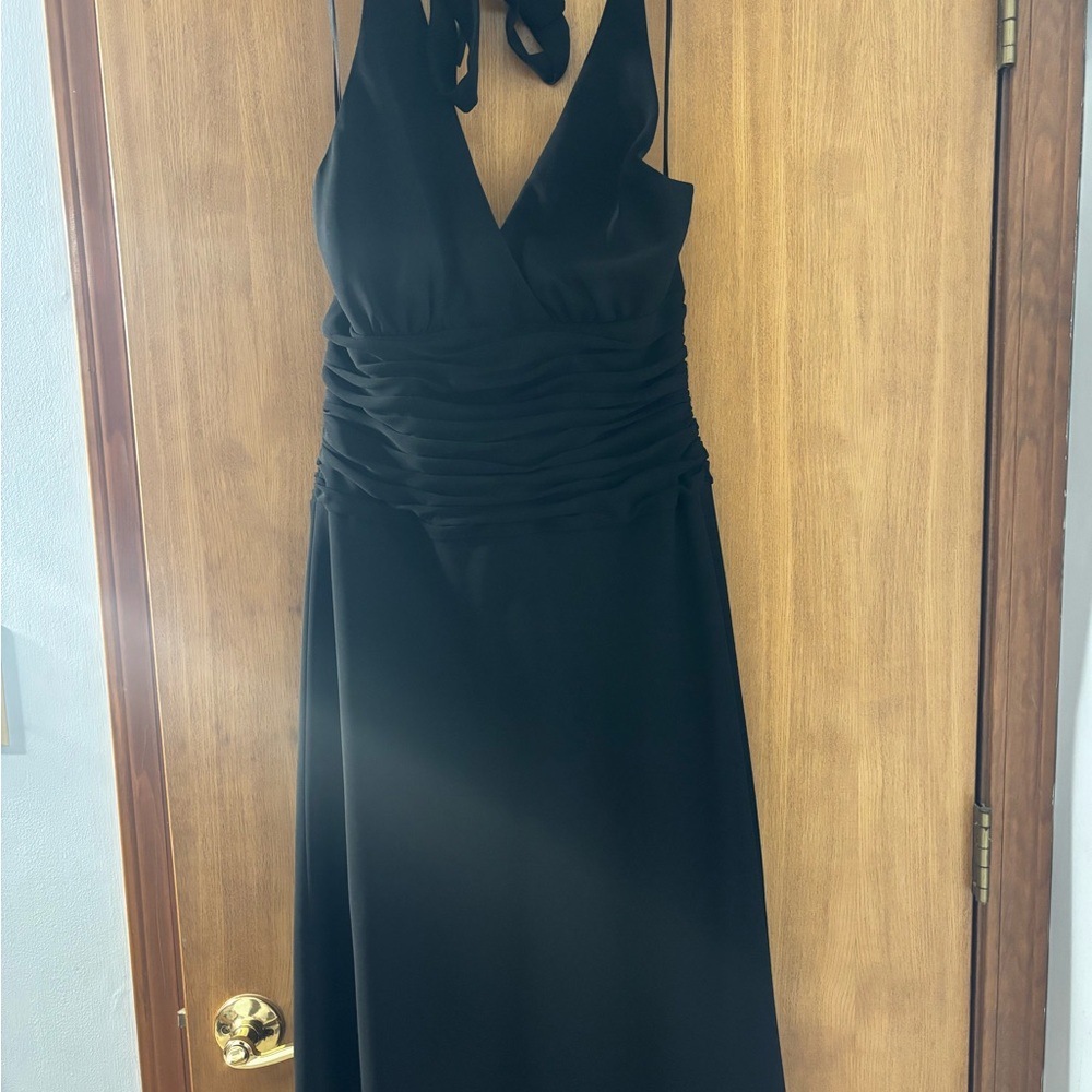 Jones Wear Black Backless Dress